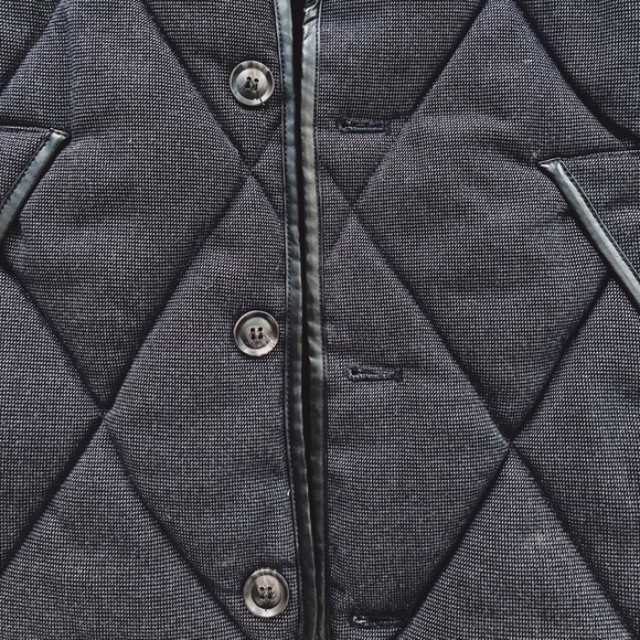 H&M Men’s Quilted Vest - Picture 5 of 7